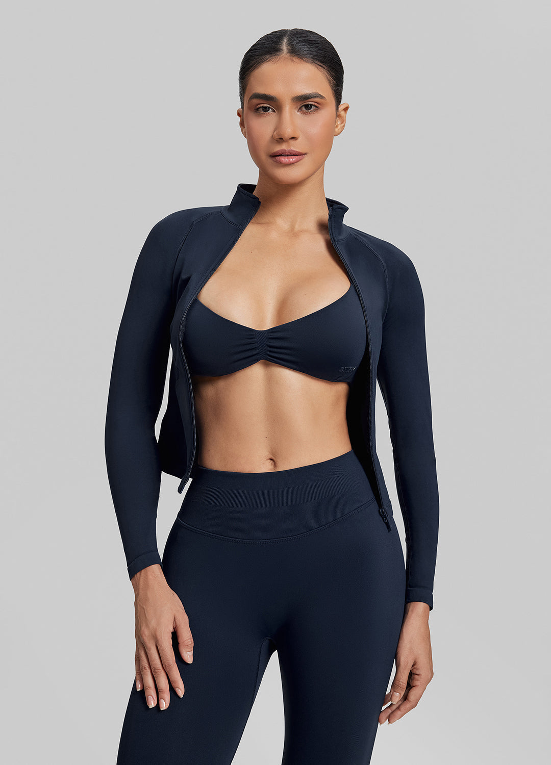 Ultrasculpt Longline Full Zipper Seamless Breathable Warm…