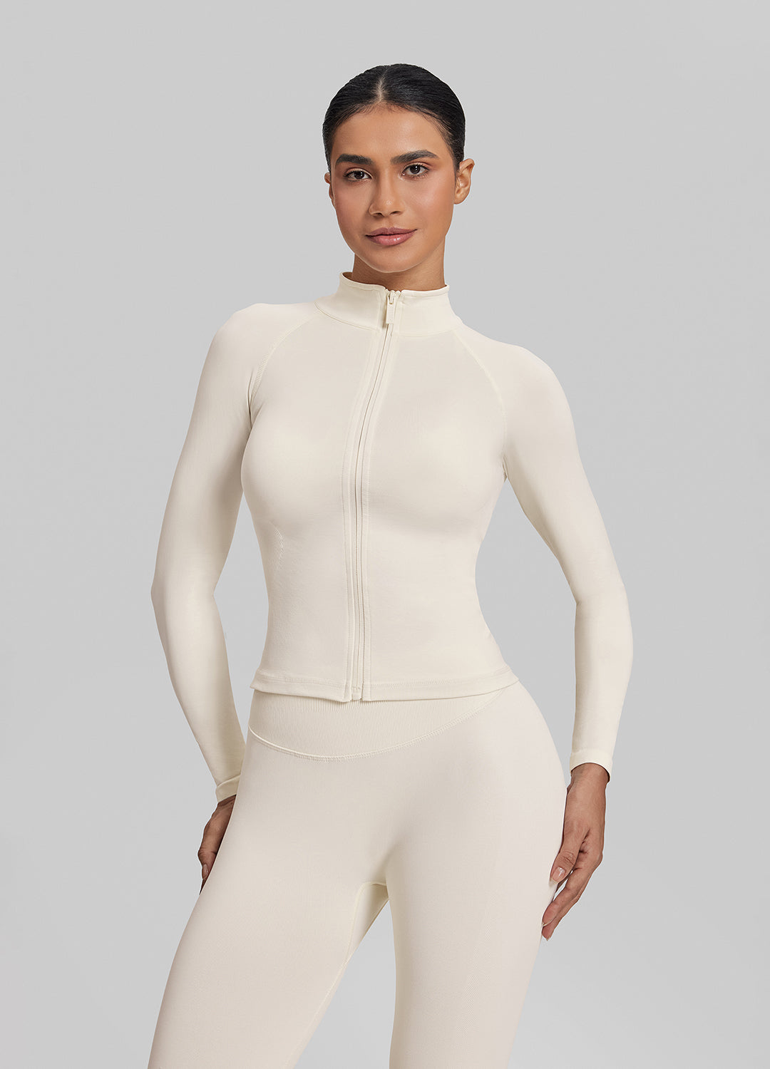 Ultrasculpt Longline Full Zipper Seamless Breathable Warm…