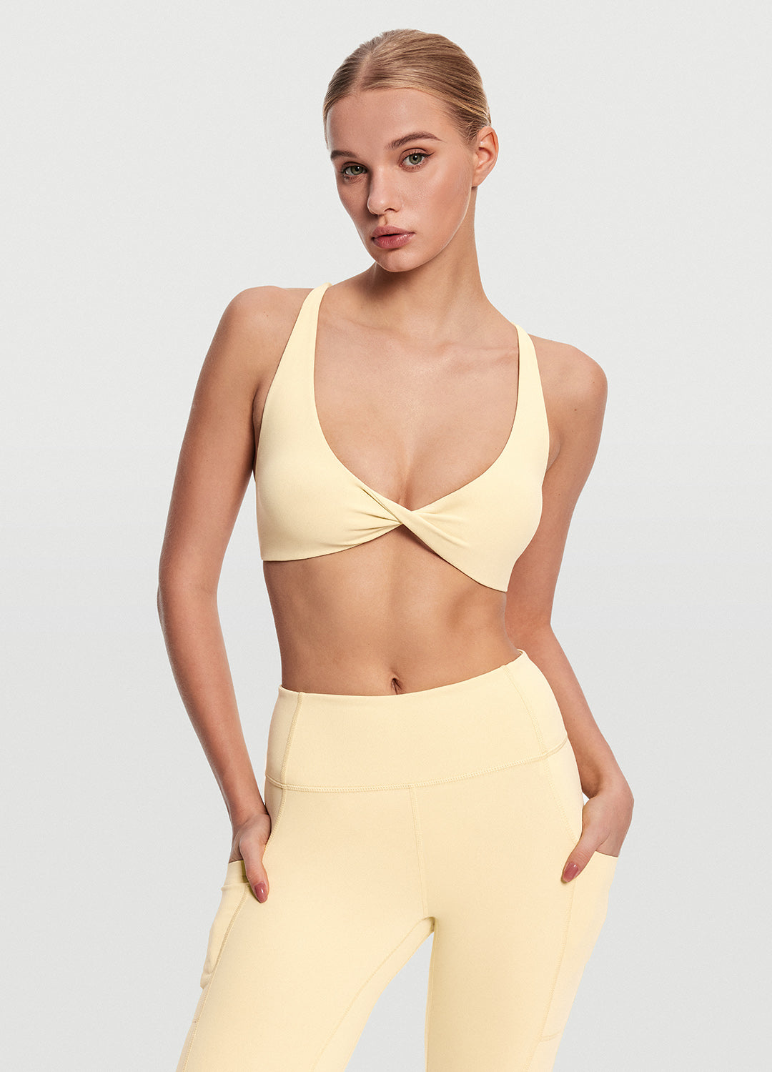 Twist Front Top