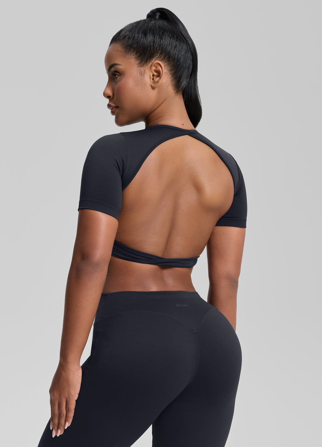Ultrasculpt Crew Neckline Backless Removable Bra Cups Seam…