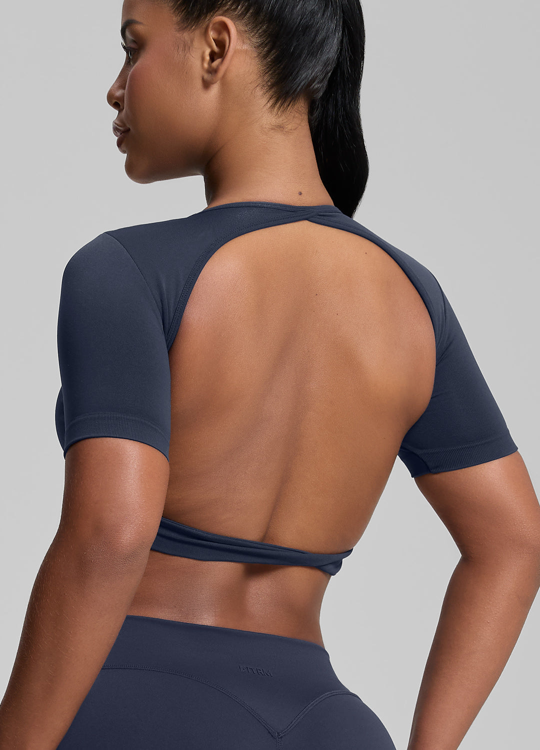Ultrasculpt Crew Neckline Backless Removable Bra Cups Seam…