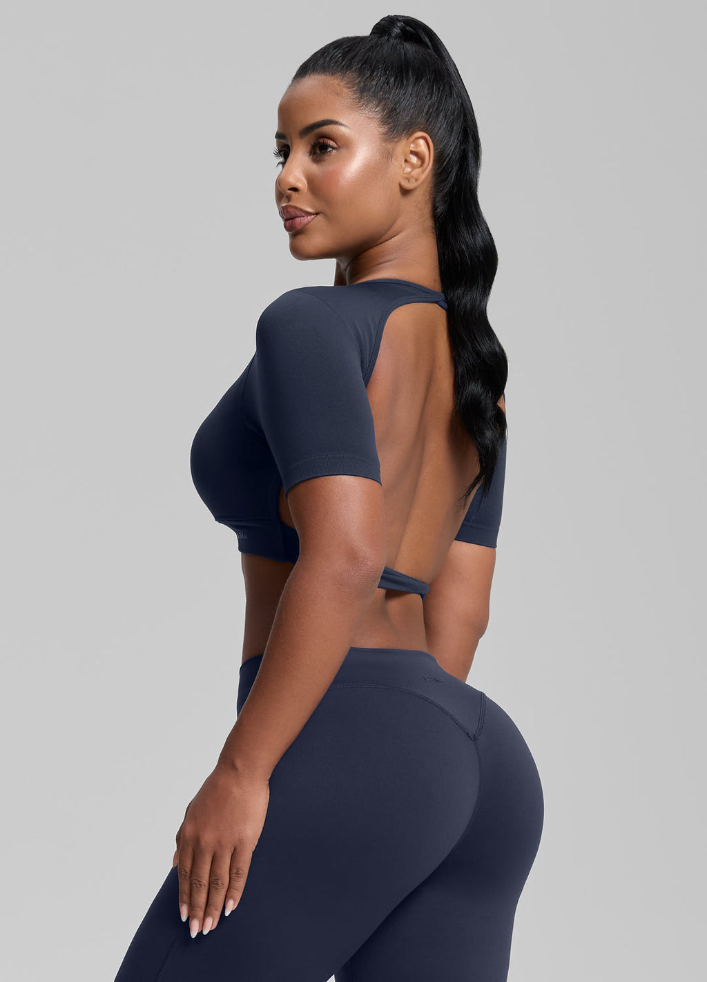Ultrasculpt Crew Neckline Backless Removable Bra Cups Seam…
