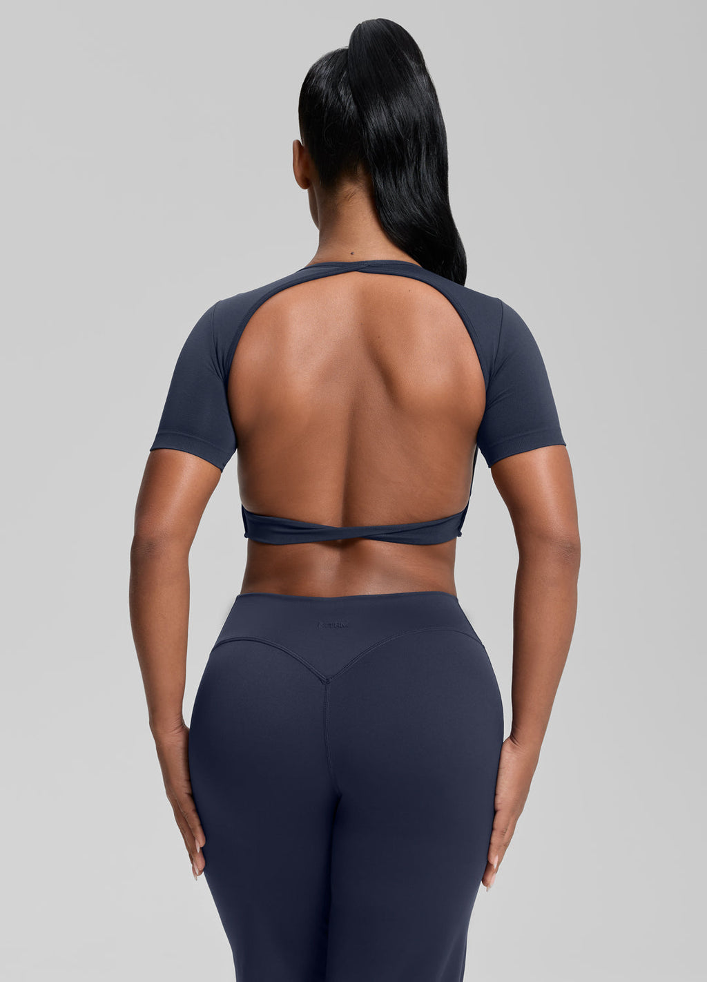 Ultrasculpt Crew Neckline Backless Removable Bra Cups Seam…