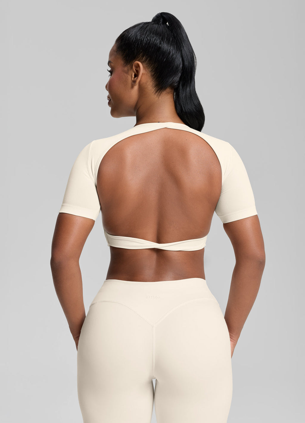 Ultrasculpt Crew Neckline Backless Removable Bra Cups Seam…