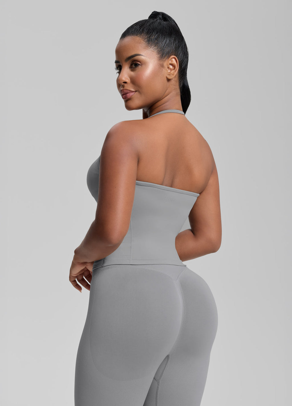 Ultrasculpt Longline Halterneck Form-Fitting Built-in Bra…