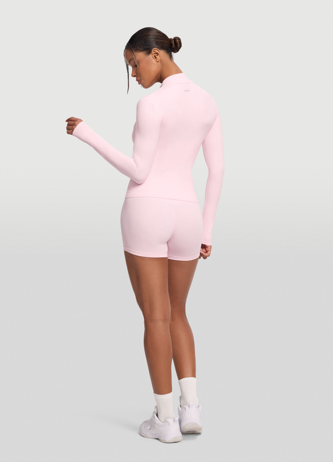Sleek Zip-Up Long Sleeve Jacket