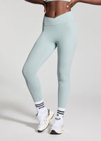 V-Cut Scrunch Leggings