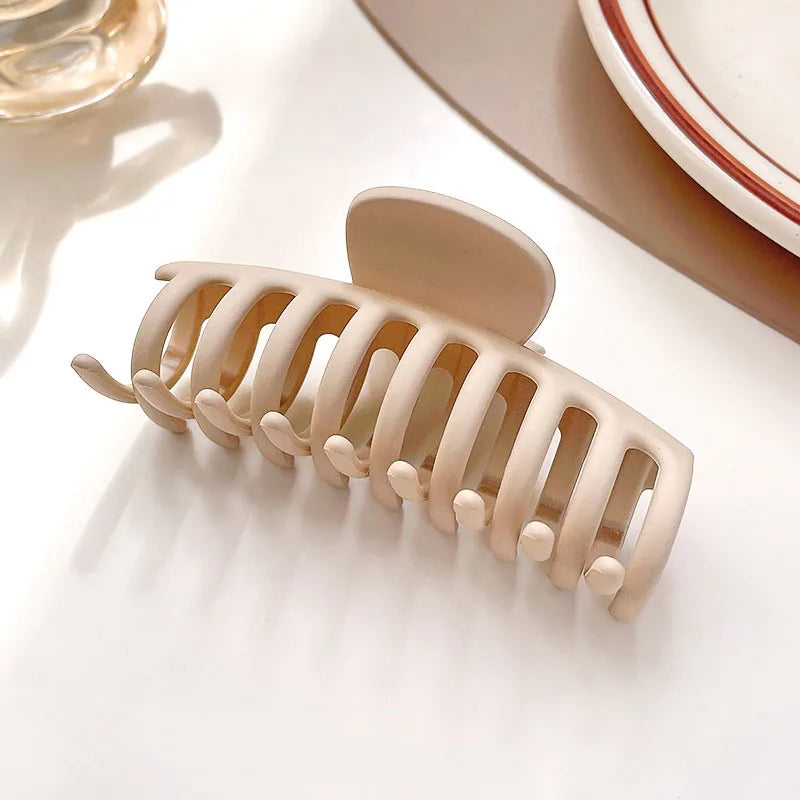 Solid Vintage Matte Geometric Hair Claws For Women Thick Hair Strong Hold Sweet Hair Clips Hairpins Fashion Hair Accessories