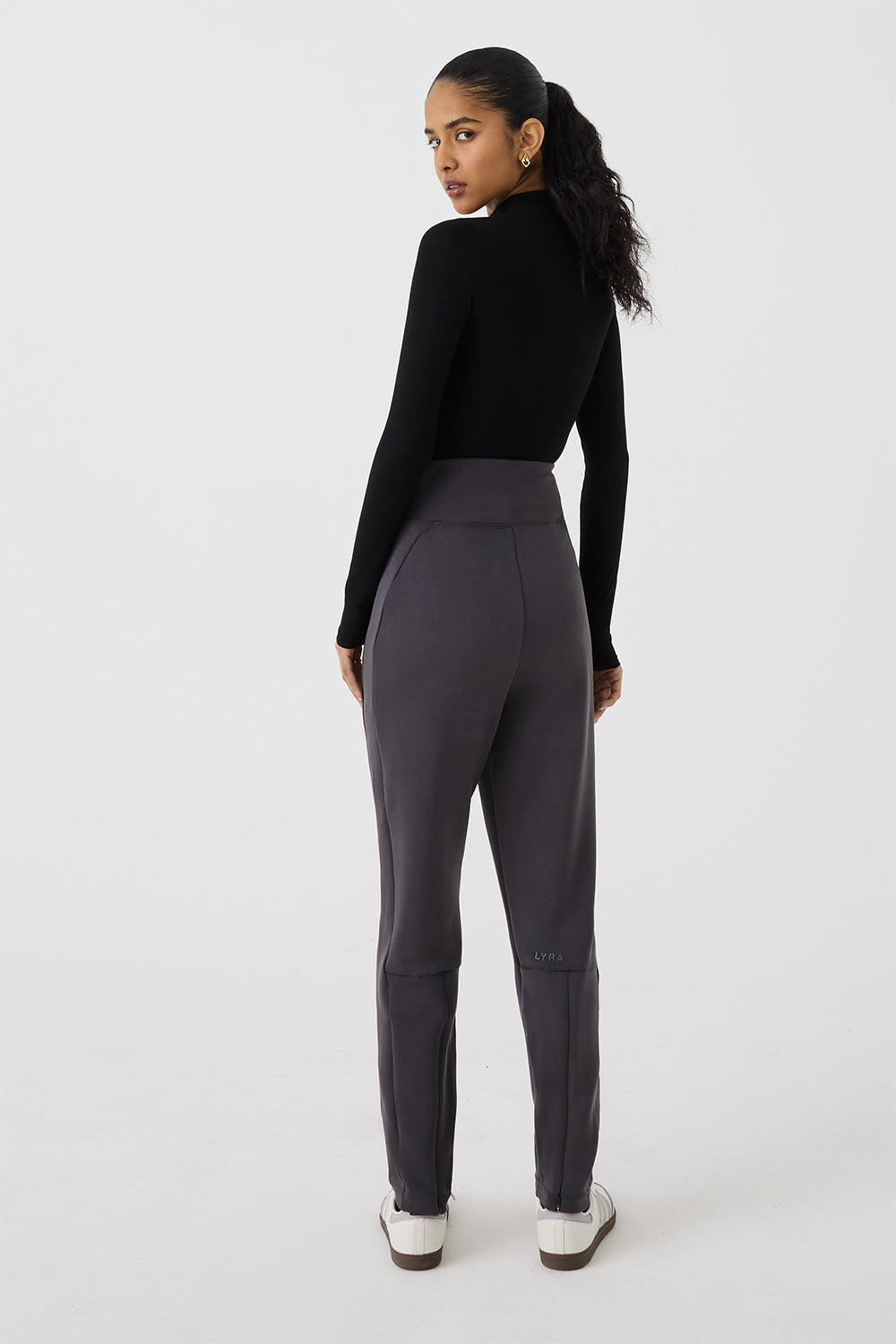 Tapered Track Bottom